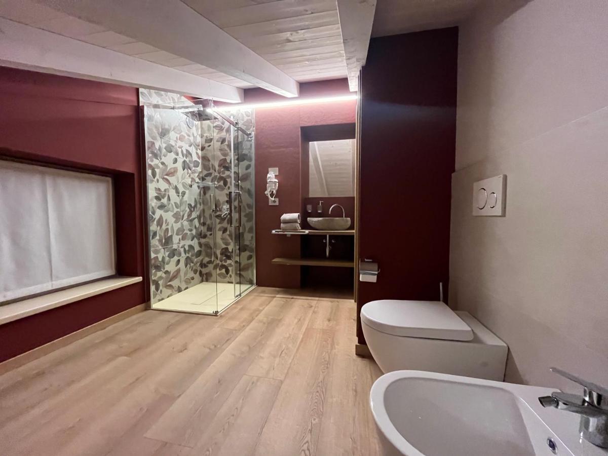 Le Rocce Val Di Non - Quality Room & Breakfast Tassullo Екстер'єр фото